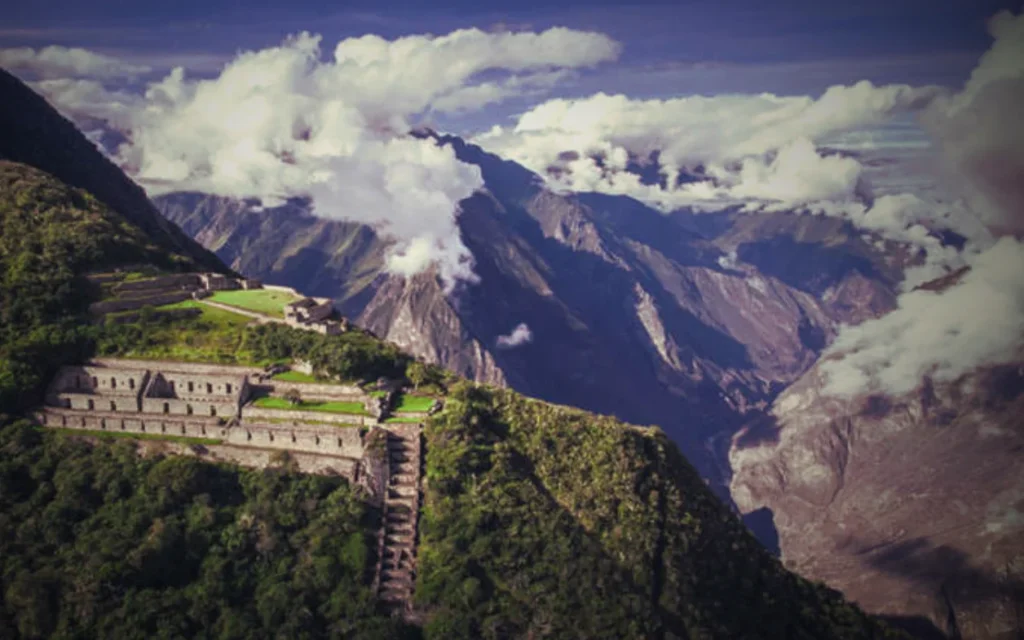 CHOQUEQUIRAO TREK 4 dias