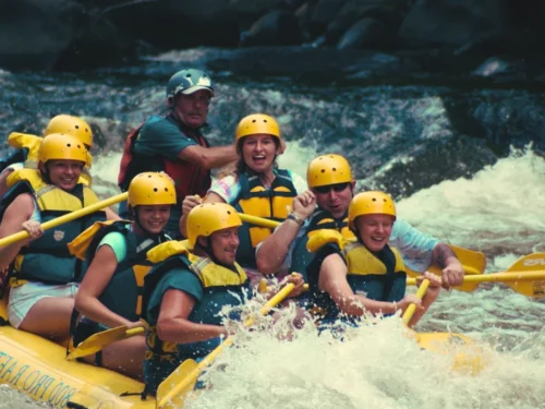 FULL DAY RAFTING RIO URUBAMBA + ZIP LINE